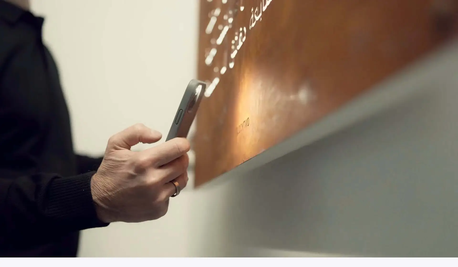 QLOCKTWO Flashsetter App to set the time of the QLOCKTWO objects